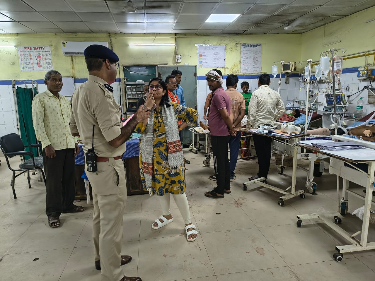 कलेक्टर  ने एसएसपी के साथ ट्रामा सेंटर पहुंचकर घायलों के बेहतर से बेहतर इलाज की व्यवस्था कराई