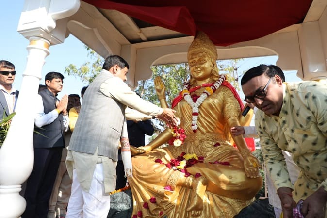  मुख्यमंत्री मोहन यादव बोले- कांग्रेस ने आपदा में अवसर खोजकर लाशों पर राजनीति की